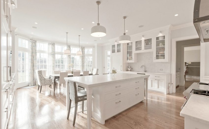 Перфектна комбинация от висулка и прожектори Перфектна комбинация от висулка и прожектори