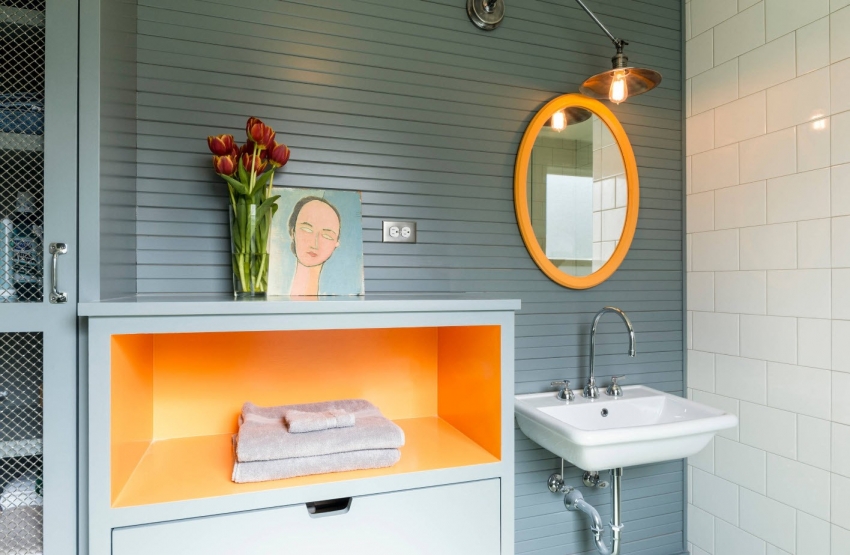 I dekorasjonen av moderne interiør kan du i økende grad finne kombinasjoner av keramiske fliser med andre materialer - tre, plastpaneler eller naturstein I dekorasjonen av moderne interiør kan du i økende grad finne kombinasjoner av keramiske fliser med andre materialer - tre, plastpaneler eller naturstein