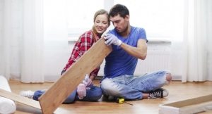 poshagovaya-instruktsiya-ukladki-laminata-svoimi-rukami-1m