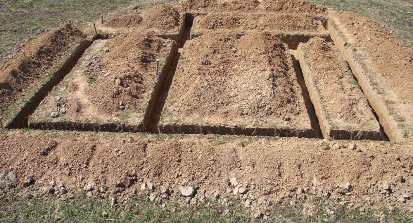 Bước 2: Lập kế hoạch địa hình và đào rãnh Bước 2: Lập kế hoạch địa hình và đào rãnh