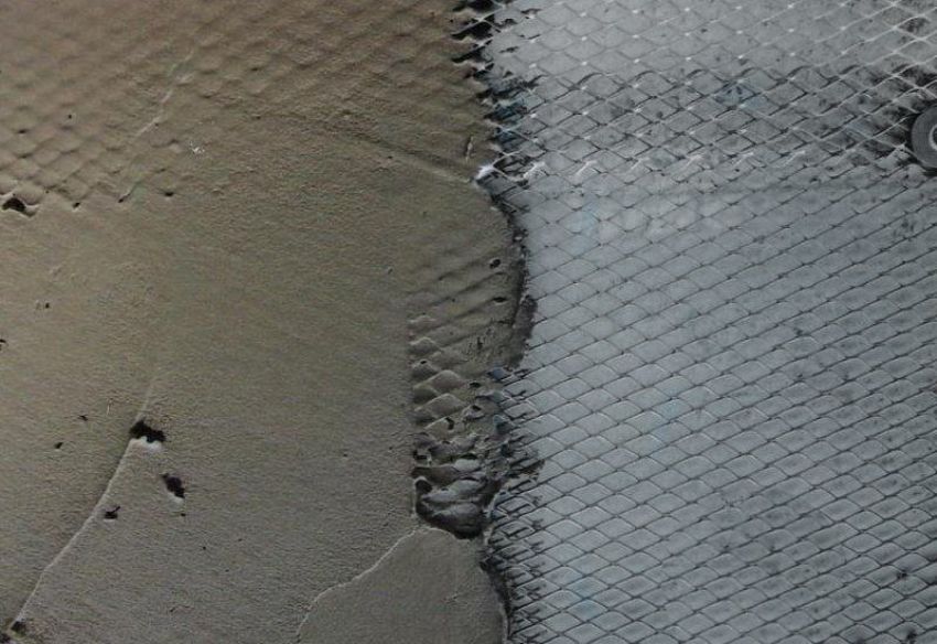 Omietanie steny pomocou výstužného stohu Omietanie steny pomocou výstužného stohu