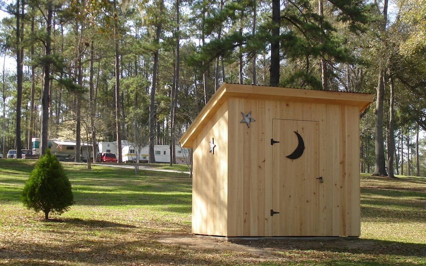 שירותים קרשיים מהוקצע מסודר שירותים קרשיים מהוקצע מסודר