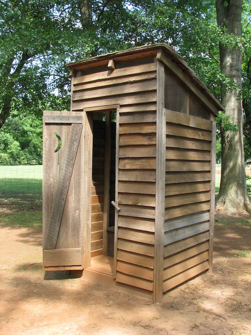 שירותים בארץ מלוח לא קצה שירותים בארץ מלוח לא קצה