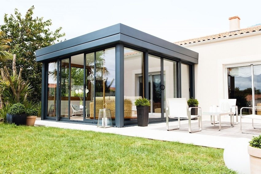 Polykarbonat har gode varme- og lydisolasjonsegenskaper Polykarbonat har gode varme- og lydisolasjonsegenskaper