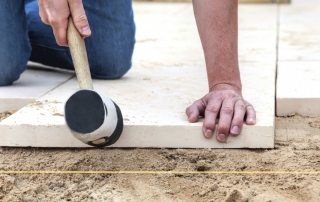 Как да направите сляпа зона около къщата със собствените си ръце: практически съвети