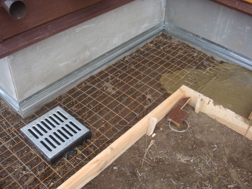 صندقة مع شبكة تقوية صندقة مع شبكة تقوية