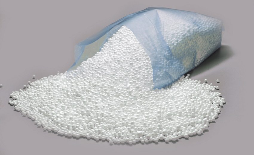 Granulirana polistirenska pjena koristi se kao rasuta izolacija Granulirana polistirenska pjena koristi se kao rasuta izolacija