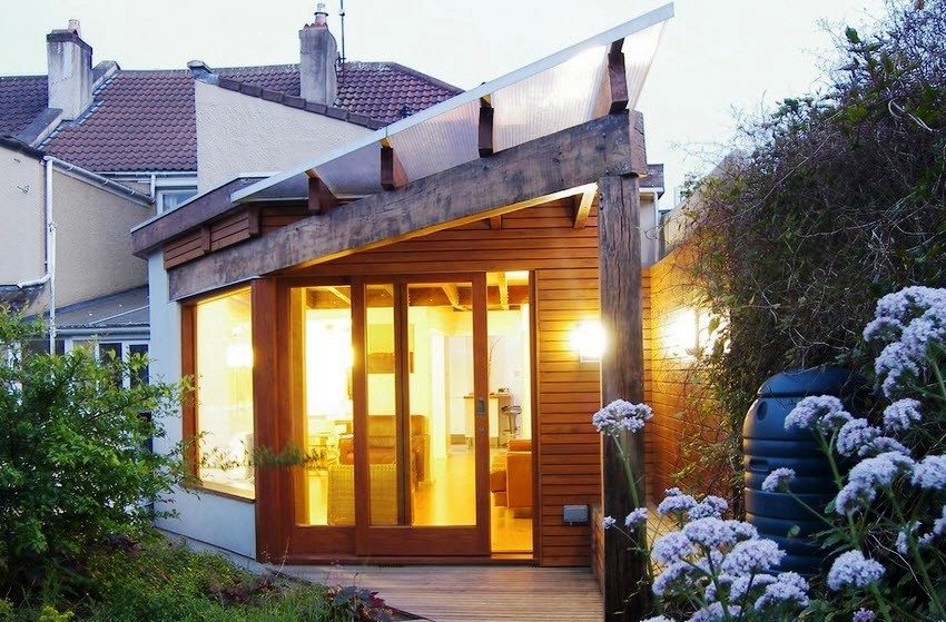 Поликарбонатен триъгълен сенник Поликарбонатен триъгълен сенник