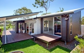 المظلة المرفقة بالمنزل: صور من أنواع مختلفة وتكوينات الستائر