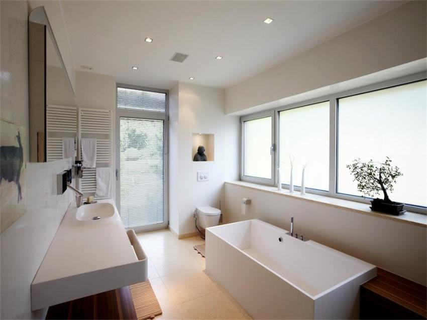 Електрическото окабеляване в банята е скрито от таван от гипсокартон Окачени тавани от гипсокартон: снимка, дизайн на различни стаи