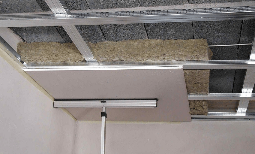 Η γυψοσανίδα είναι το πιο δημοφιλές υλικό για τη διευθέτηση ψευδών οροφών Η γυψοσανίδα είναι το πιο δημοφιλές υλικό για τη διευθέτηση ψευδών οροφών