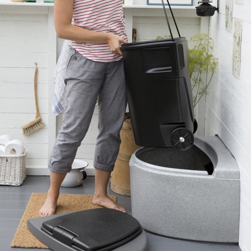 שירותים מתקפלים מפלסטיק קלים להתקנה ותחזוקה שירותים מתקפלים מפלסטיק קלים להתקנה ותחזוקה