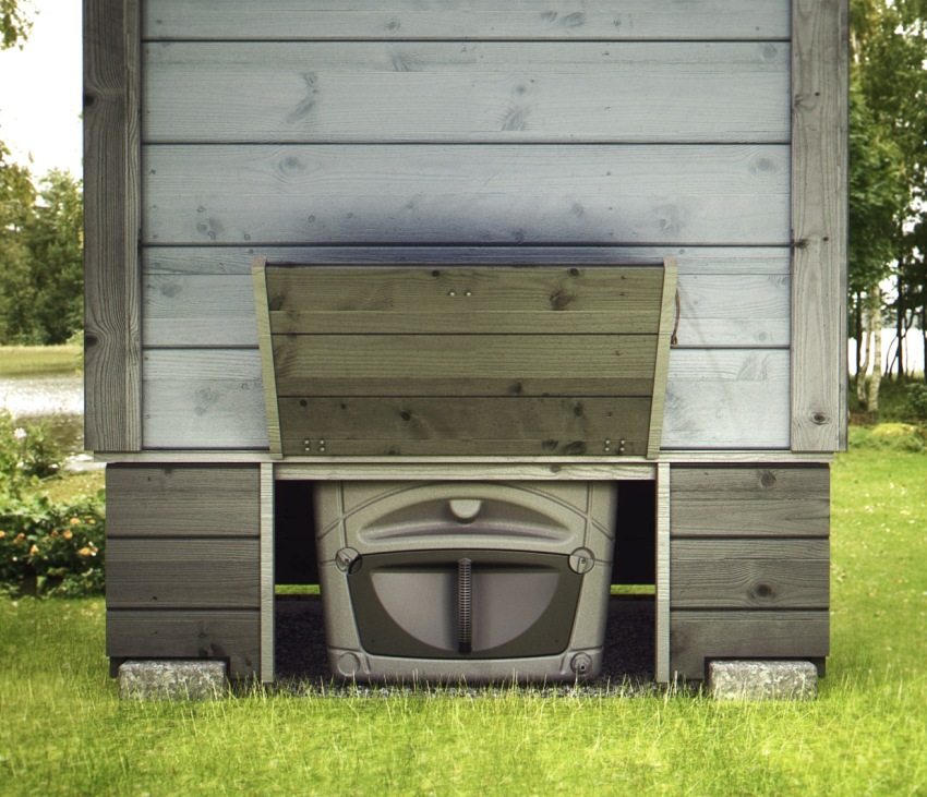 דלת גישה לשירותים דלת גישה לשירותים