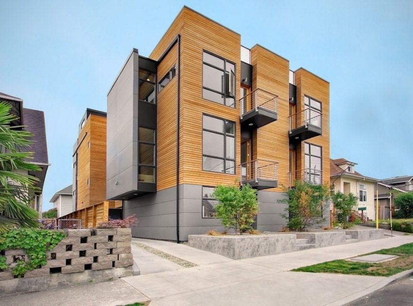 Fațadă modernă a unei case private cu două etaje Fațadă modernă a unei case private cu două etaje