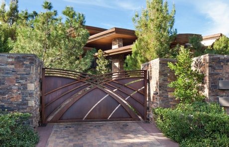 อุปกรณ์ประตูสำหรับบ้านส่วนตัว รูปภาพของตัวเลือกที่เป็นไปได้