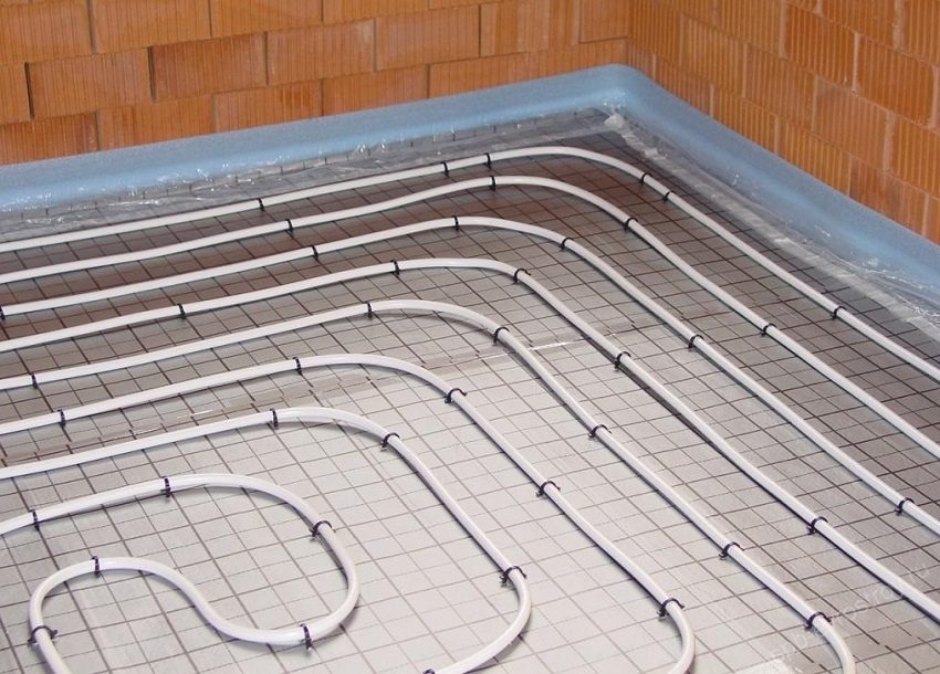 Подово отопление, подготвено за циментова замазка Подово отопление, подготвено за циментова замазка