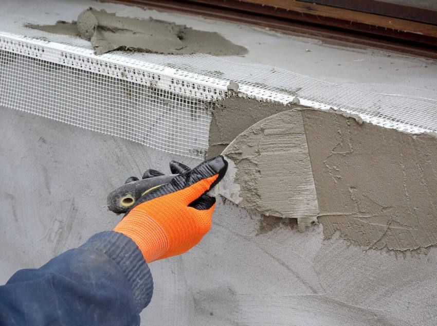 Pentru a crea pante uniforme (perpendiculare pe perete), utilizați un colț de ipsos Pentru a crea pante uniforme (perpendiculare pe perete), utilizați un colț de ipsos