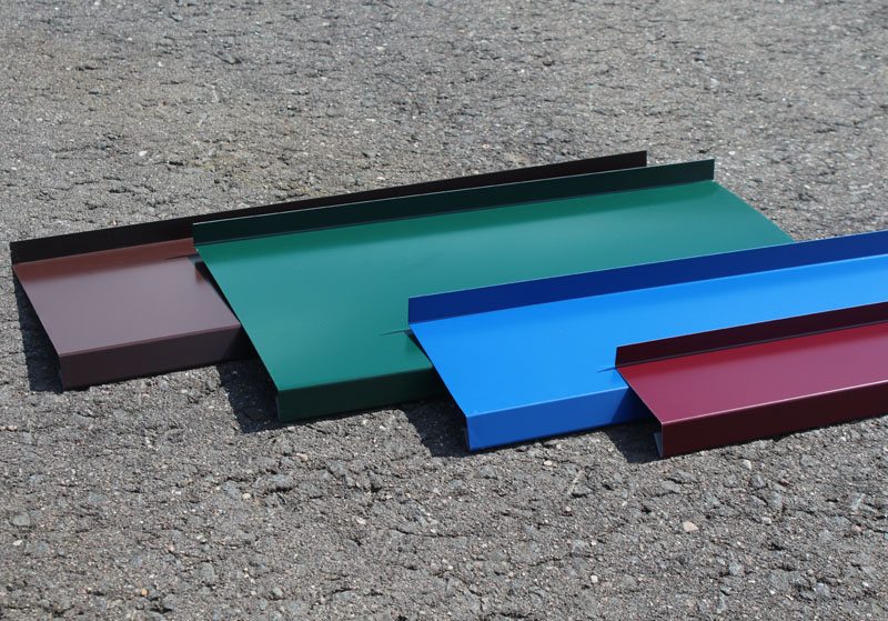 Forskellige farver af metalskinner Forskellige farver af metalskinner