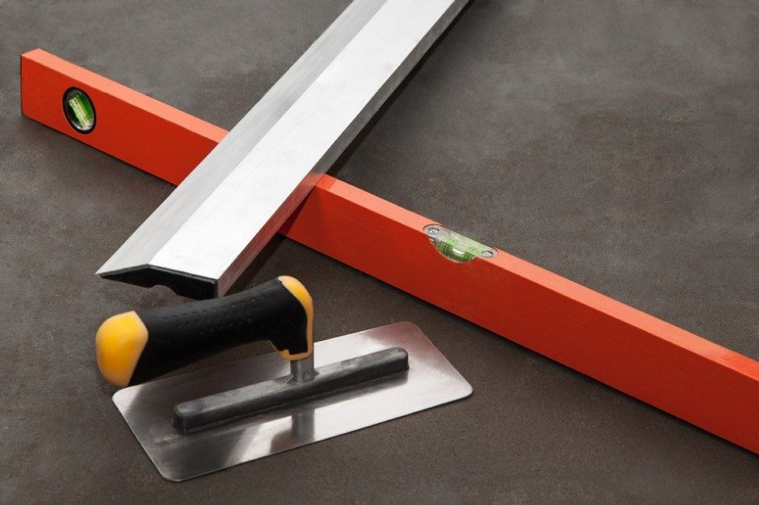 Основното предимство на полусухия под за замазка е равна повърхност без свиване и пукнатини Основното предимство на полусухия под за замазка е равна повърхност без свиване и пукнатини