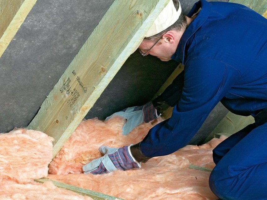 הפערים בין הבידוד לבין הקורות צריכים להיות מינימליים הפערים בין הבידוד לבין הקורות צריכים להיות מינימליים