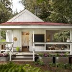 Veranda av et trehus. Fotogalleri fra fagpersoner