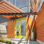 Veranda av et trehus. Fotogalleri fra fagpersoner