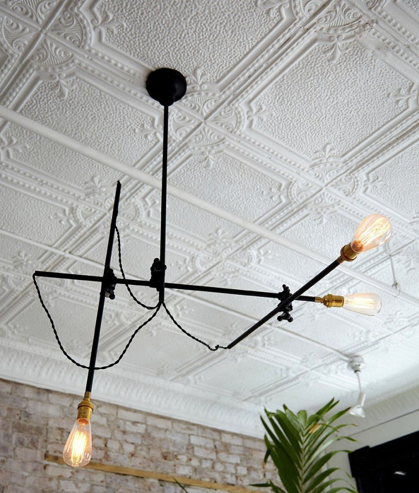 Kattolevyjen perinteinen väri on valkoinen Kattolevyjen perinteinen väri on valkoinen