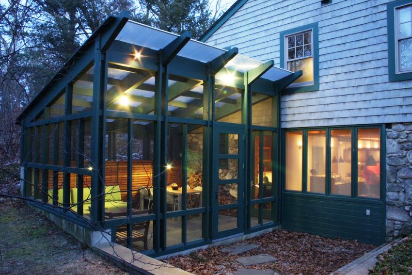 الملحق- الشرفة الملحق- الشرفة