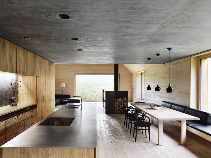 Tre kombinert med moderne etterbehandlingsmaterialer Tre kombinert med moderne etterbehandlingsmaterialer