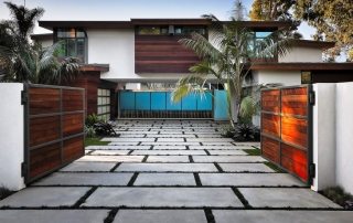 Brána pre domácich majstrov. Kresby, fotografie a videá