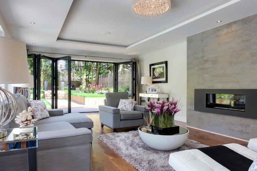 Iluminare spot pe tavan Iluminare spot pe tavan