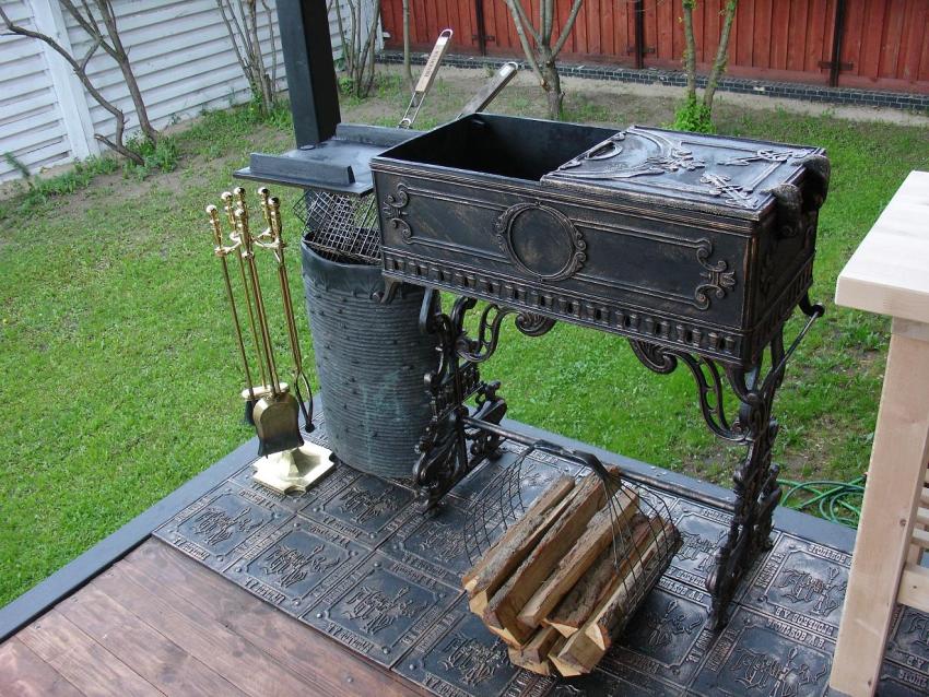 Stasjonær smidd brazier Stasjonær smidd brazier