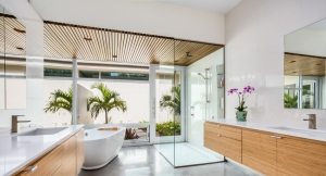 potolok-v-vannoy-komnate-1m-1