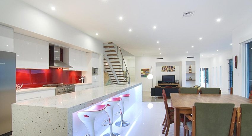 Il·luminació puntual en un sostre elàstic Il·luminació puntual en un sostre elàstic