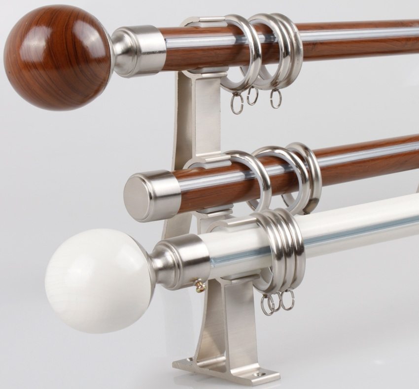 Gzyms trójrzędowy przeznaczony jest do równoległego wieszania tiulu, zasłon i lambrekinów Gzyms trójrzędowy przeznaczony jest do równoległego wieszania tiulu, zasłon i lambrekinów