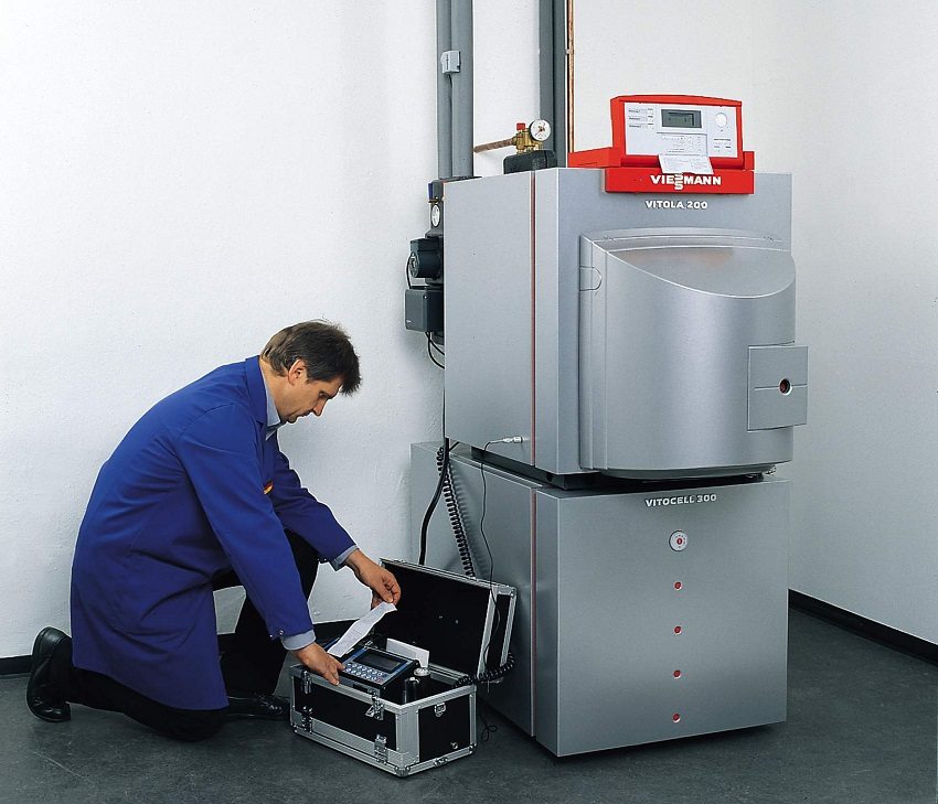 Only entrust the maintenance of gas boilers to specialists. Only entrust the maintenance of gas boilers to specialists.