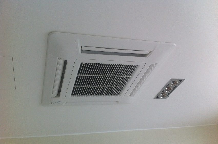 Eksempel på tilrettelegging av takventilasjon Eksempel på tilrettelegging av takventilasjon