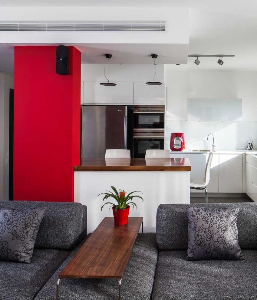 Les bouches d'aération dans la cuisine fournissent de l'air frais et aident à se débarrasser des odeurs désagréables Les bouches d'aération dans la cuisine fournissent de l'air frais et aident à se débarrasser des odeurs désagréables