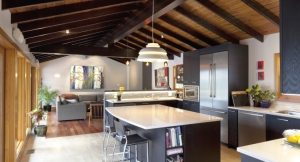 kakoj-potolok-luchshe-na-kuhne-foto-1m