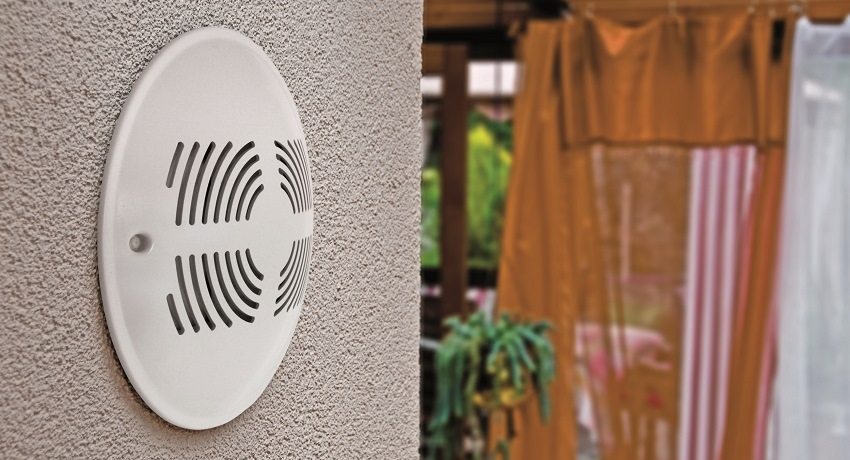 Ilmanvaihtoventtiili seinässä - yksinkertainen ratkaisu raikkaan ilman virtaukseen huoneeseen Seinän tuloventtiili - tehokas ilmanvaihto huoneessa