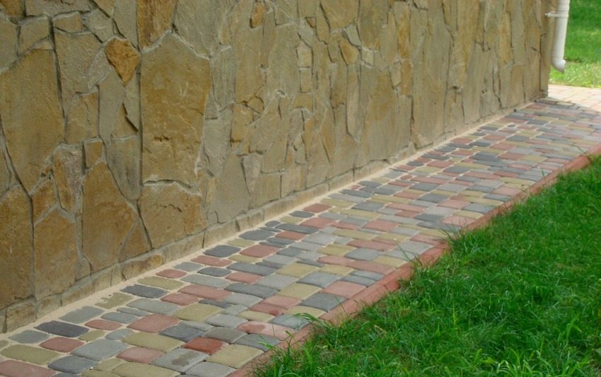 Dekorative overflater beskytter grunnstrukturen mot ugunstige værforhold Dekorative overflater beskytter grunnstrukturen mot ugunstige værforhold