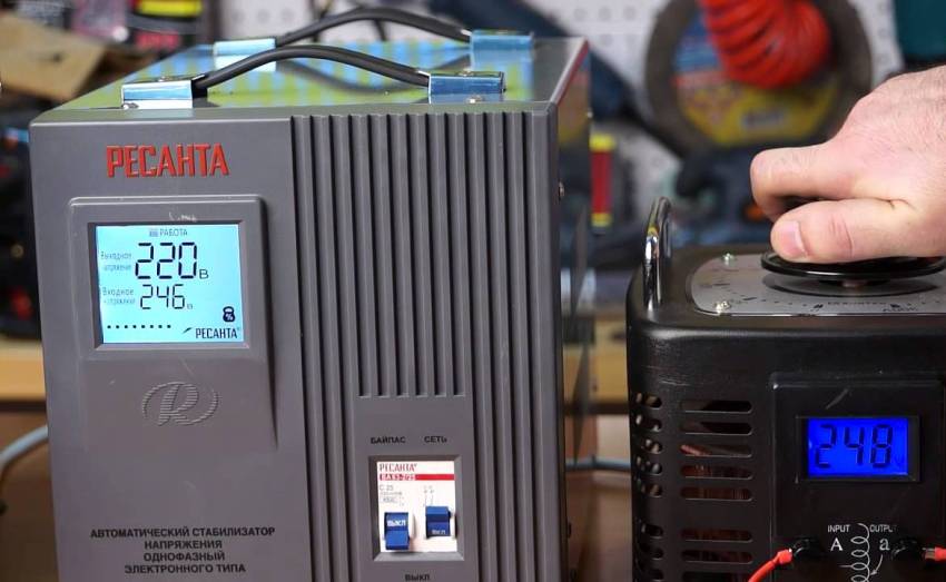 Resant-jännitteen vakaajan korjaus koostuu moottorin vaihtamisesta tai palauttamisesta Resant-jännitteen vakaajan korjaus koostuu moottorin vaihtamisesta tai palauttamisesta