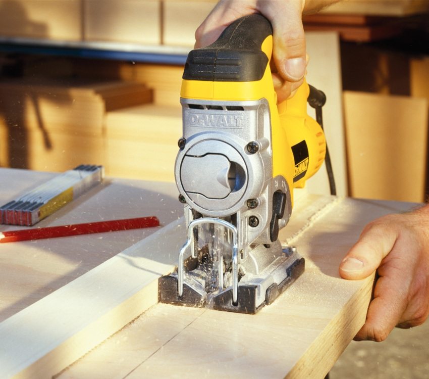 מהירות חיתוך החומר מושפעת ממספר המשיכות לדקה מהירות חיתוך החומר מושפעת ממספר המשיכות לדקה