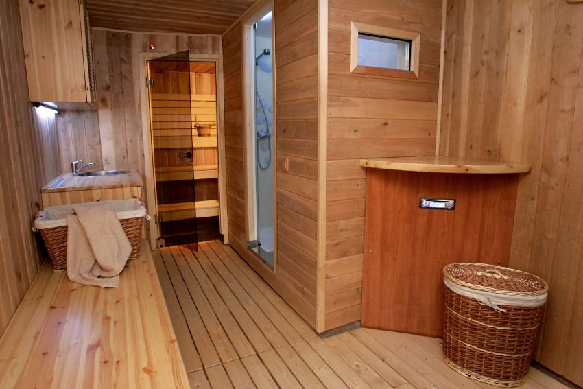 I garderoben kan du ordne naturlig eller kombinert ventilasjon I garderoben kan du ordne naturlig eller kombinert ventilasjon