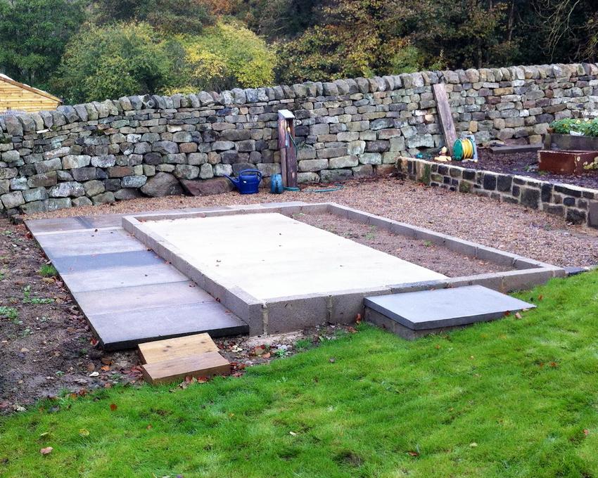 Budowa fundamentów szklarni Budowa fundamentów szklarni