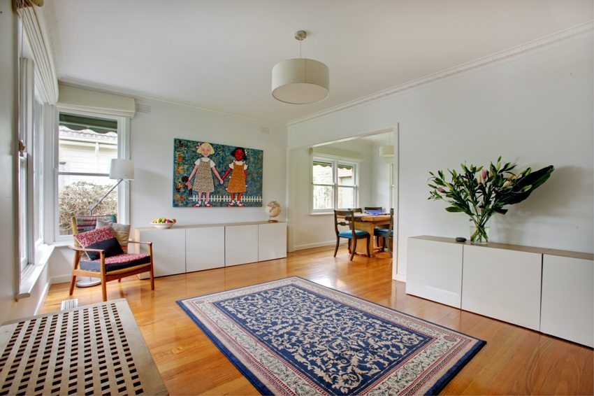 L’estil del minimalisme implica un mínim de mobles i articles de decoració L’estil del minimalisme implica un mínim de mobles i articles de decoració