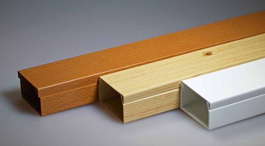 Các kênh cáp để bố trí hệ thống dây điện mở có thể phù hợp với màu sắc của phòng Các kênh cáp để bố trí hệ thống dây điện mở có thể phù hợp với màu sắc của phòng