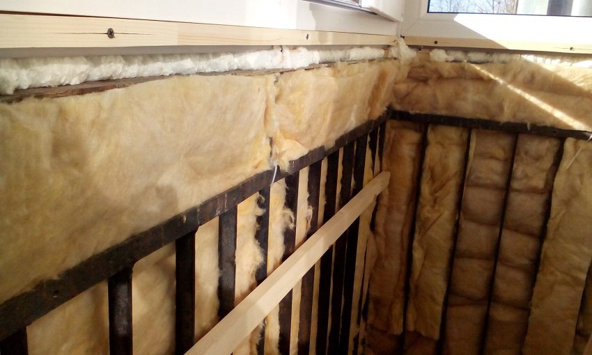 Lã mineral é um isolante econômico popular Lã mineral é um isolante econômico popular