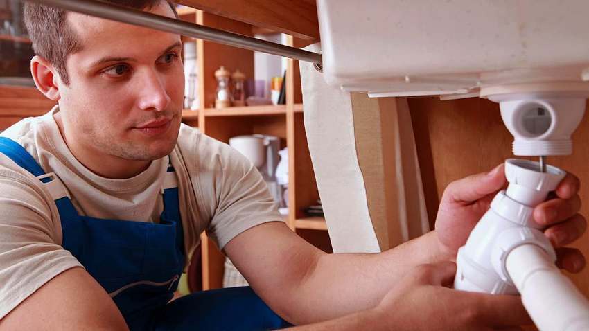 Можете да увеличите времето между почистването на сифона, като внимателно използвате мивка, специална решетка за канализацията или месомелачка Можете да увеличите времето между почистването на сифона, като внимателно използвате мивка, специална решетка за канализацията или месомелачка