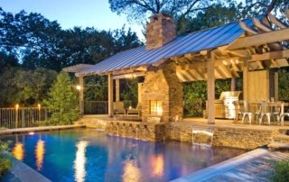 Sjenice s roštiljem, roštiljem i štednjakom. Gradimo funkcionalni paviljon